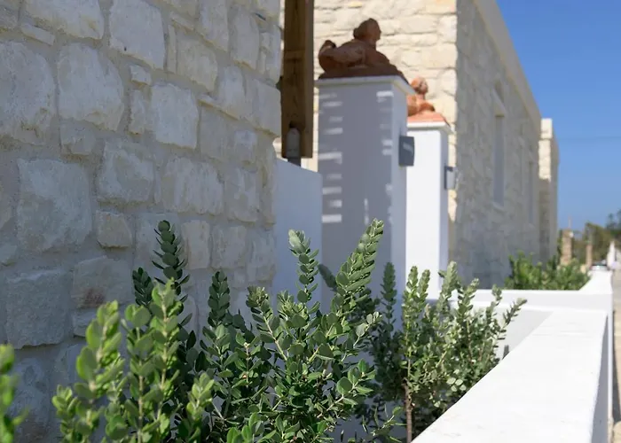 Hotel apartamentowy Stone Whisper 3*